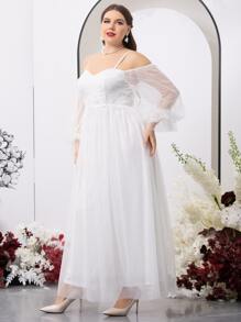 SHEIN Belle Plus Sequin Insert Floral Embroidered Cold Shoulder Flounce Sleeve Mesh Wedding Dress - White - View 4