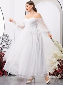 SHEIN Belle Plus Sequin Insert Floral Embroidered Cold Shoulder Flounce Sleeve Mesh Wedding Dress - White - View 5