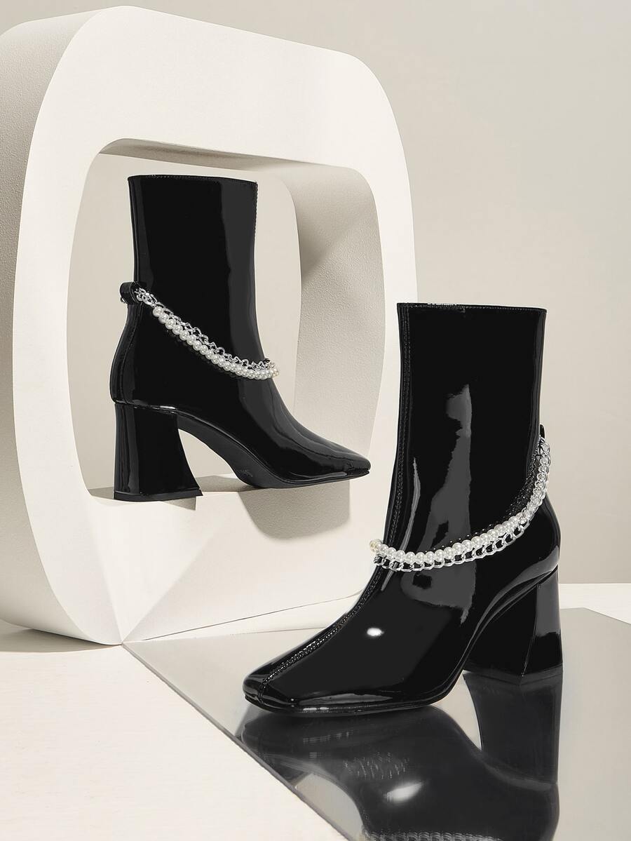 珍珠和鏈條裝飾粗跟靴子 - 黑色 - 查看 1