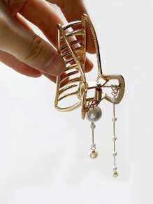 Faux Pearl Pendant Hair Claw