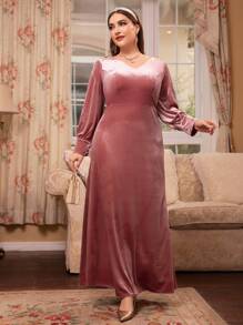 Modelyn 大碼貼花燈籠袖絲絨伴娘洋裝