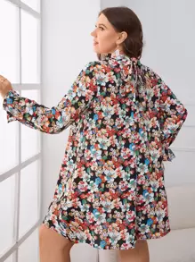 SHEIN VCAY 大碼後綁帶花卉印花荷葉袖洋裝 - 彩色 - 查看 2