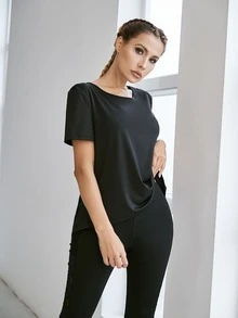 Quick-Drying Absorbs Sweat Sports Tee