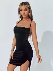 SHEIN PETITE 十字交叉後背繫帶絲絨下擺開叉洋裝 - 黑色 - 查看 1