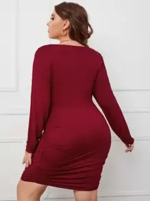 Plus Sweetheart Neck Ruched Bodycon Dress - Burgundy - View 2