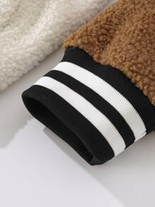 Manfinity Hombres Cazadora de universidad con bordado de letra ribete de rayas de manga raglán forro polar - Multicolor - Ver 6