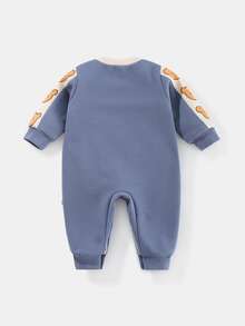 Peninsula Baby 刺绣保暖连体衣，冬季学院风 - 霧霾藍 - 查看 2