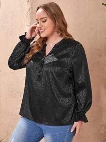 EMERY ROSE Plus Leopard Jacquard Flounce Sleeve Blouse - Black - View 1