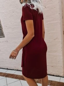 SHEIN Unity 素色側繫帶圍裹連衣裙 - 酒紅色 - 查看 2