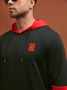 Manfinity Men Colourblock Cartoon Patched Detail Drawstring Hoodie & Joggers - Black - View 5