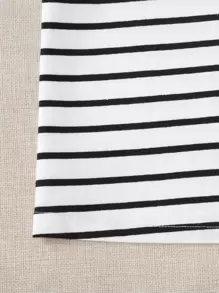 SHEIN EZwear Summer Contrasting Colors Heart Embroidery Black And White Striped Short Sleeves Fit Tee