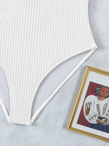 Textured Crisscross Back One Piece Swimsuit, For Summer Beach Vacation - White - View 5