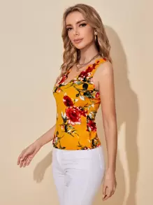 SHEIN Clasi Top Recortado Amarillo Con Estampado Floral, Con Detalles Festoneados Y Tirantes Anchos