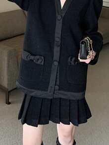 Rok Lipit dengan Resleting Polos - Hitam - View 3
