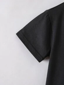 SHEIN Camiseta de manga corta de estilo casual a juego para niño pequeño con estampado de letras de vacaciones y cuello redondo, perfecta para jugar en la playa en primavera y verano