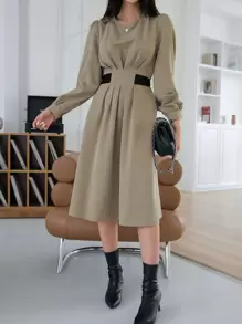 DAZY 泡泡袖褶皺面料細節後綁帶連衣裙