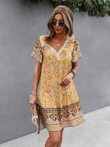 SHEIN LUNE Vestido smock con encaje en contraste floral - Amarillo - Ver 4