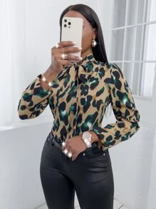 SHEIN SXY Áo sơ mi nữ Thắt nơ trước Tất cả trên in Giải trí - Nhiều màu - Xem 3