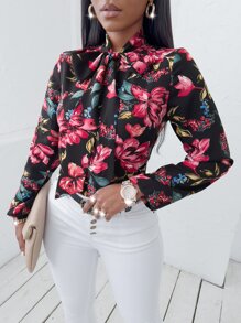 Blusa con estampado floral de cuello con cordón - Negro - Ver 3