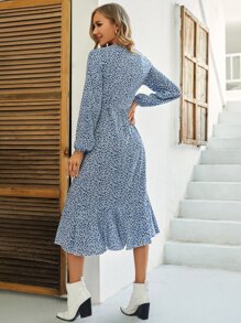 SHEIN 孕婦交疊領碎花荷葉邊細節連衣裙 - 彩色 - 查看 2