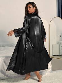 مقاس كبير دانتيل متباين اللون حزام ساتان روب مع فستان نوم كامي