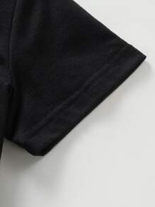 SHEIN Chàng trai trẻ Thuyền buồm In Khối màu Áo thun & quần thể thao - Nhiều màu - Xem 5