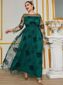 SHEIN Belle Talla grande Vestido fruncido con estampado floral de malla - Verde Oscuro - Ver 1