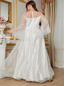 SHEIN Belle 大碼荷葉袖拼接亮片貼花網紗婚紗洋裝 - 白色 - 查看 2