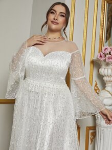 SHEIN Belle 大碼荷葉袖拼接亮片貼花網紗婚紗洋裝 - 白色 - 查看 3