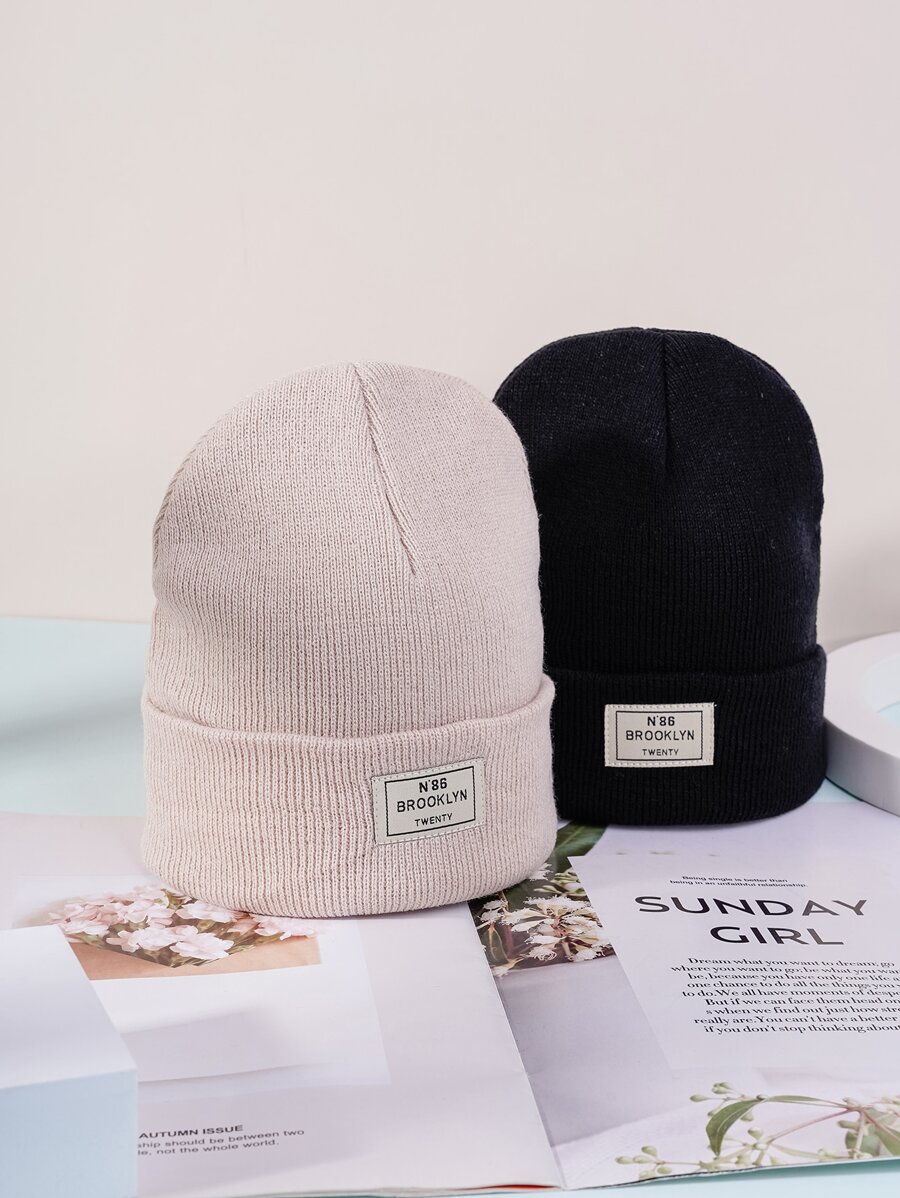 2入組字母貼飾豆豆帽 - 彩色 - 查看 1