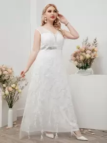 SHEIN Belle Plus Sequin Decor Plants Embroidery Lace Wedding Dress - White - View 1