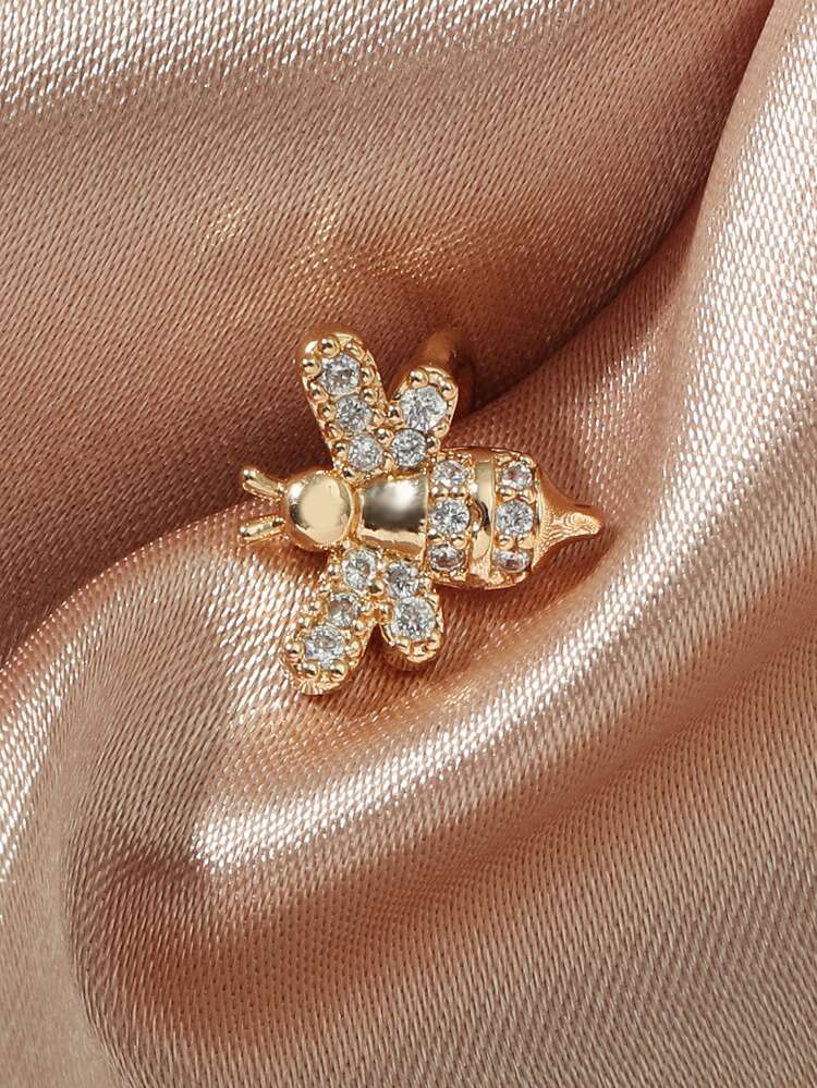 Cubic Zirconia Bee Decor Ear Cuff