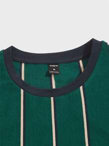 Manfinity RebelGame Hombres Camiseta de rayas de cuello redondo - Verde Oscuro - Ver 4