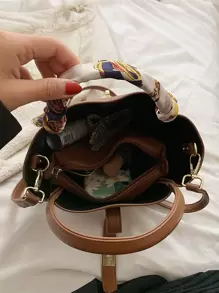 CONTAINEVERY Bolso decorado con lazo, diseño de dinero antiguo, elegante y ligero, bolso con asa superior y cierre giratorio, ideal para adolescentes, mujeres universitarias, principiantes y oficinistas. Adecuado para ir a la oficina, el trabajo y para ocasiones especiales. Bolso de mujer elegante y casual para la oficina y el trabajo.