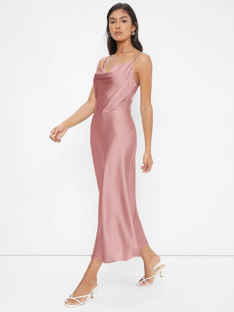 BizChic 女性用 ドレープネック 無地スリップドレス、ロング サテン