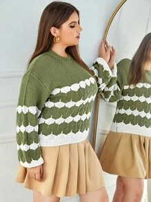 SHEIN Essnce Jersey de hombros caídos con patrón de dibujo - Verde militar - Ver 4