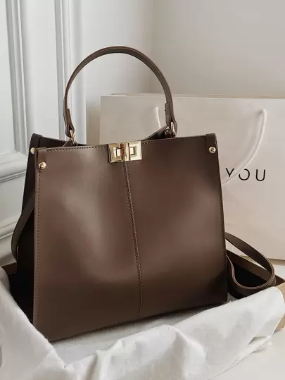 ツイストロック バケットバッグの画像