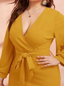 Modelyn Đầm Plus Size Thắt lưng Chia Trọn gói màu trơn Thanh lịch - Màu Mù tạt vàng - Xem 3