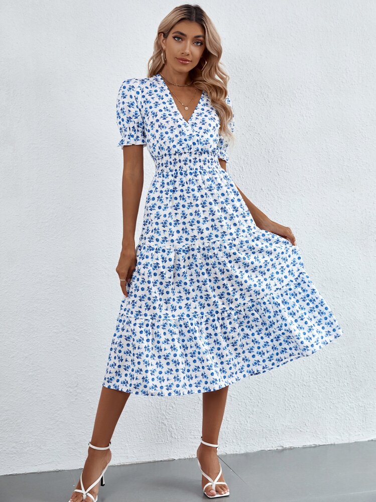 Breezaya Vestido línea A con estampado floral bajo con fruncido con fruncido - Azul y blanco - Añade 3