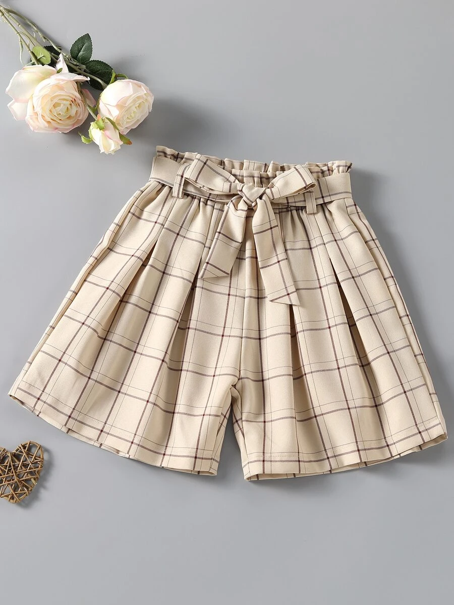 女孩格紋附腰帶短褲