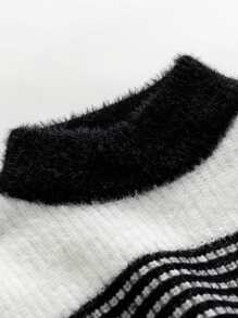 Toddler Girls Striped Pattern Fuzzy Jumper - Black and White - View 3