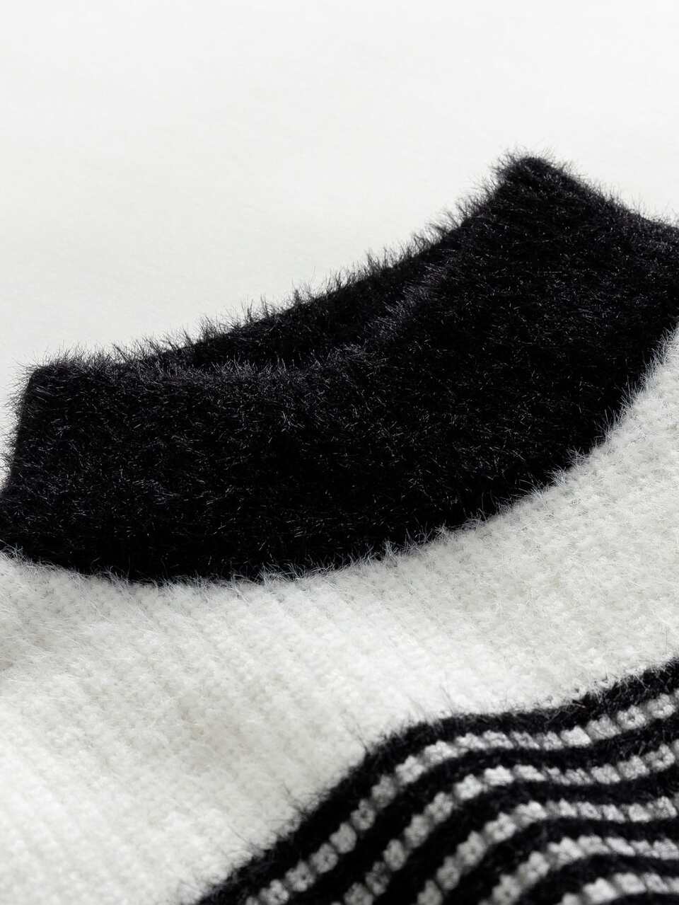 Toddler Girls Striped Pattern Fuzzy Sweater