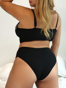 Plus Embroidery Scallop Trim Lingerie Set - Black and White - View 2