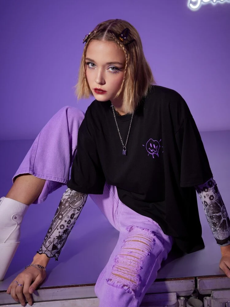 ROMWE Street Life เสื้อยืด Gemini กราฟิกตัวอักษรและการ์ตูน ไม่รวมเสื้อตาข่าย - สีดำ - ดู 5