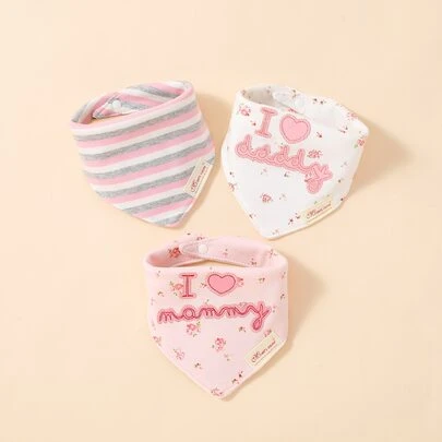 3入組嬰兒字母圖案方巾套裝