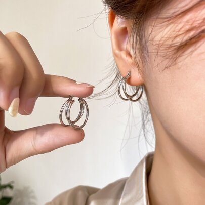 重ね付けフープピアス