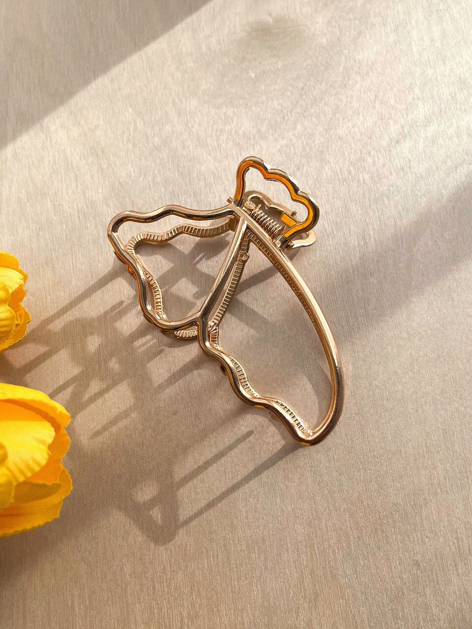 Butterfly Design Hair Claw Street