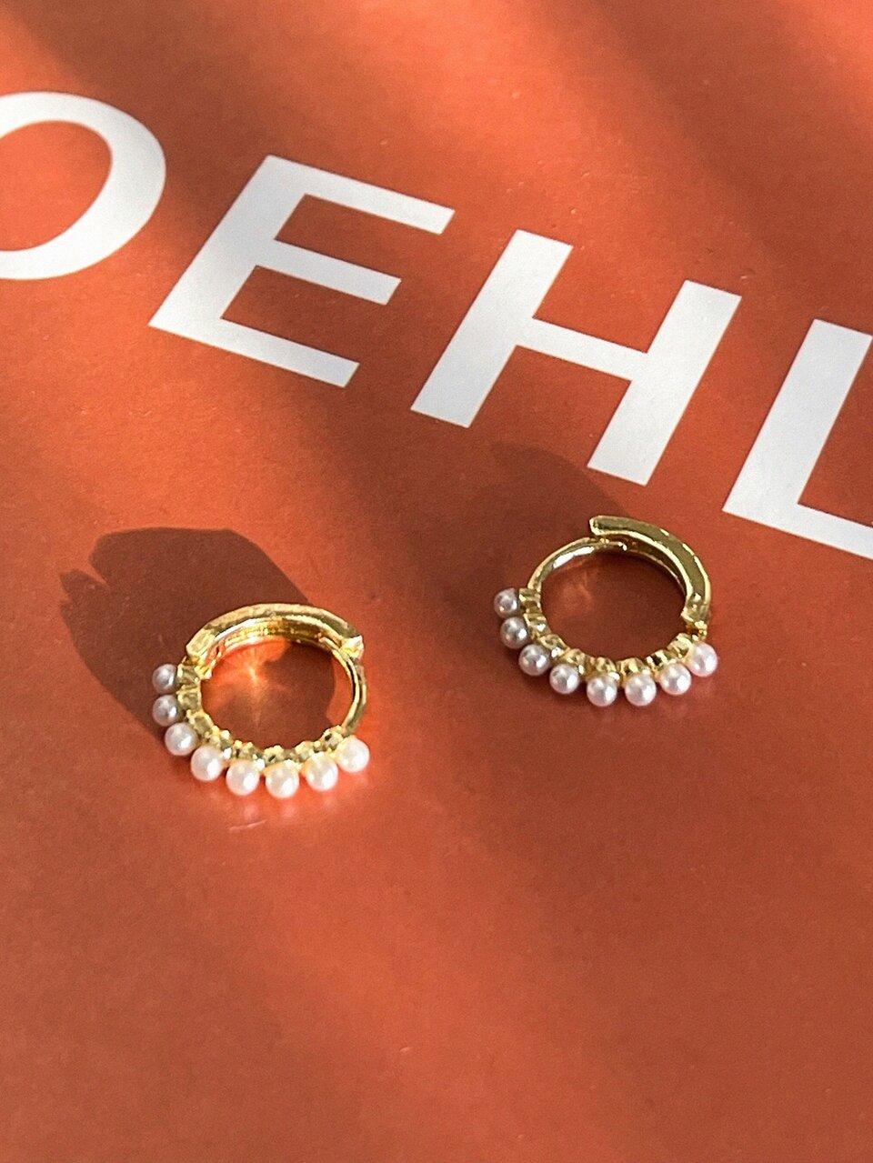 Faux Pearl Decor Hoop Earrings