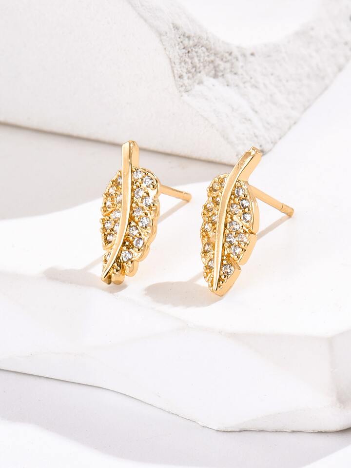 Discover 80+ gold stud earrings leaf design 3tdesign.edu.vn