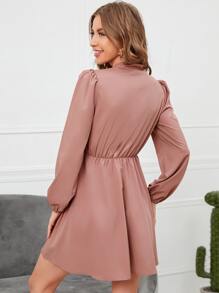 繫帶領燈籠袖連衣裙 - 藕粉色 - 查看 2